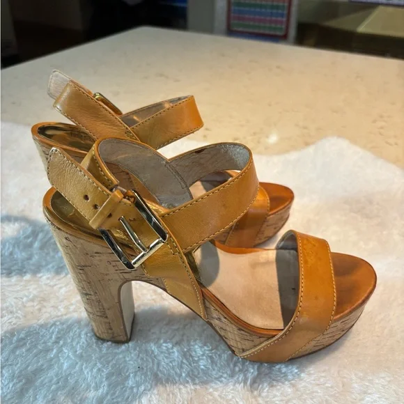 Michael Kors Gold and Tan Women's Sandals - Picture 4 of 7